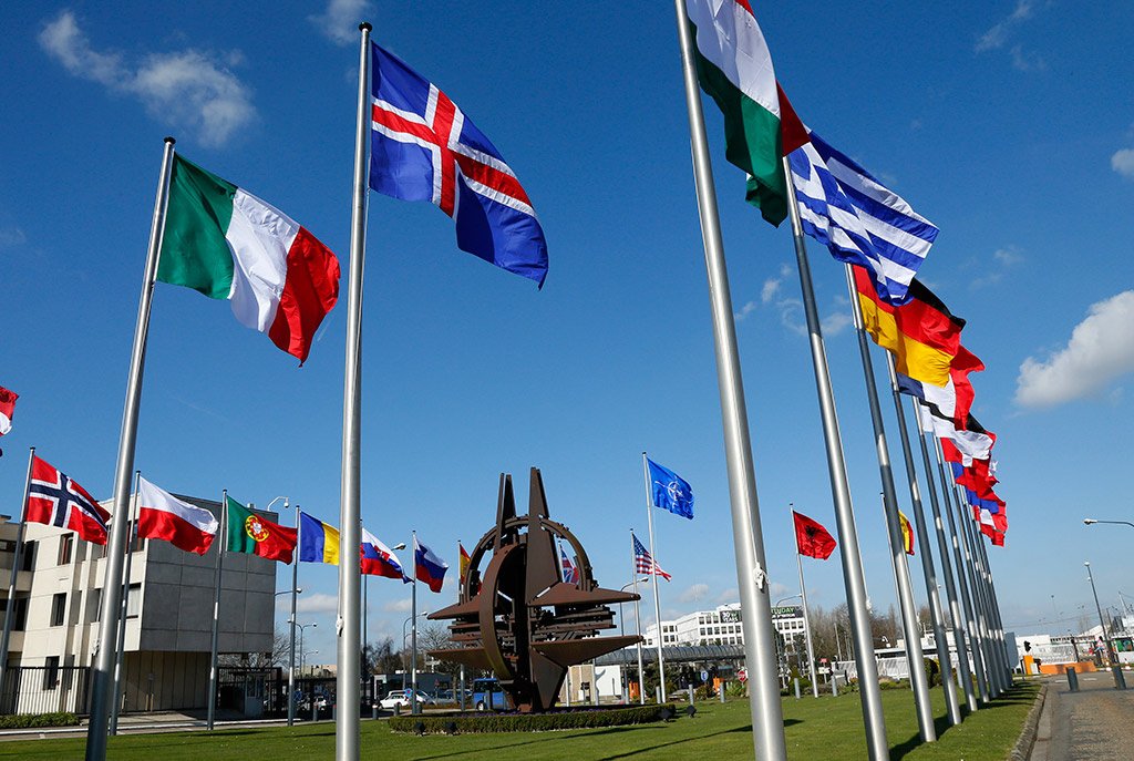 ABŞ daha üç ölkəni NATO-ya dəvət edib